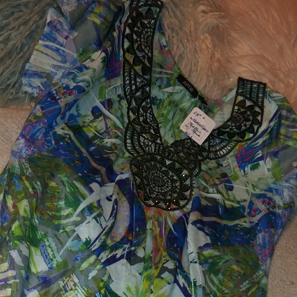 Apt. 9 Tops - Woman's shirt